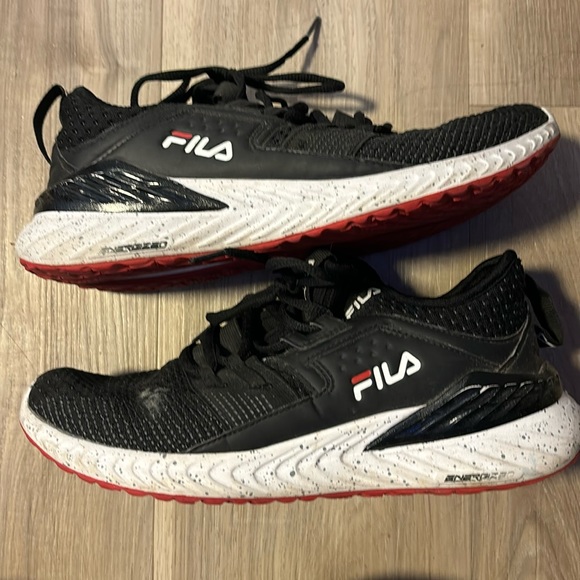 Fila black shoes - Picture 1 of 1